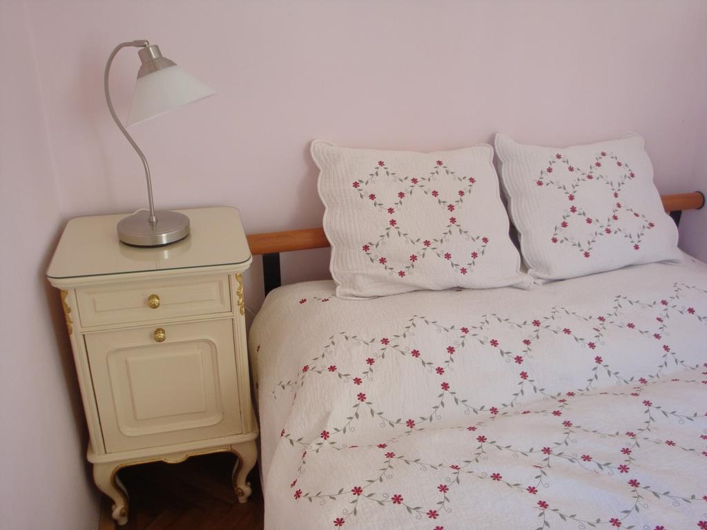 Apartment Themis كارلوفي فاري المظهر الخارجي الصورة