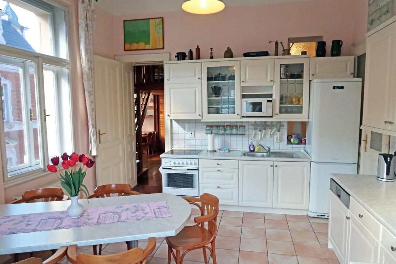 Apartment Themis كارلوفي فاري المظهر الخارجي الصورة