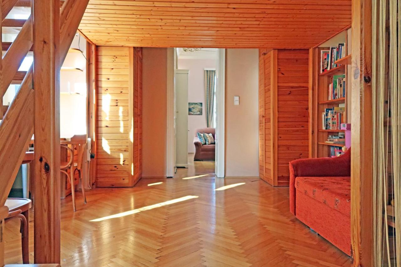 Apartment Themis كارلوفي فاري المظهر الخارجي الصورة